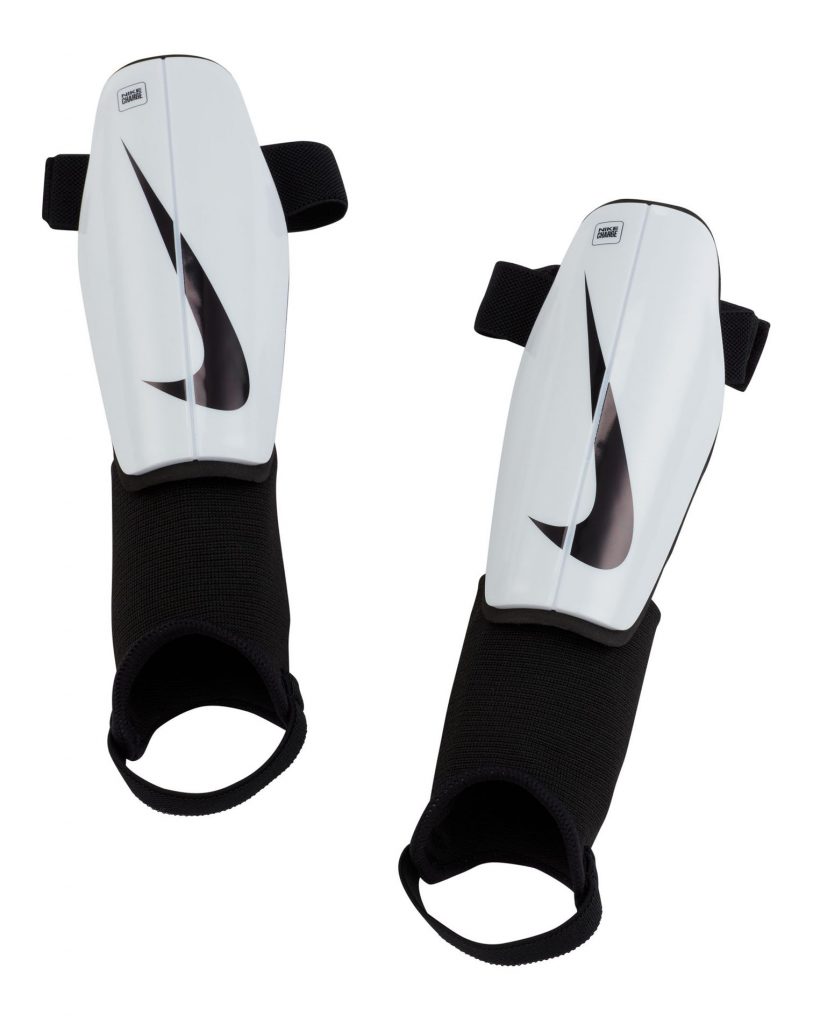 Ochraniacze Nike Charge DX4610-100