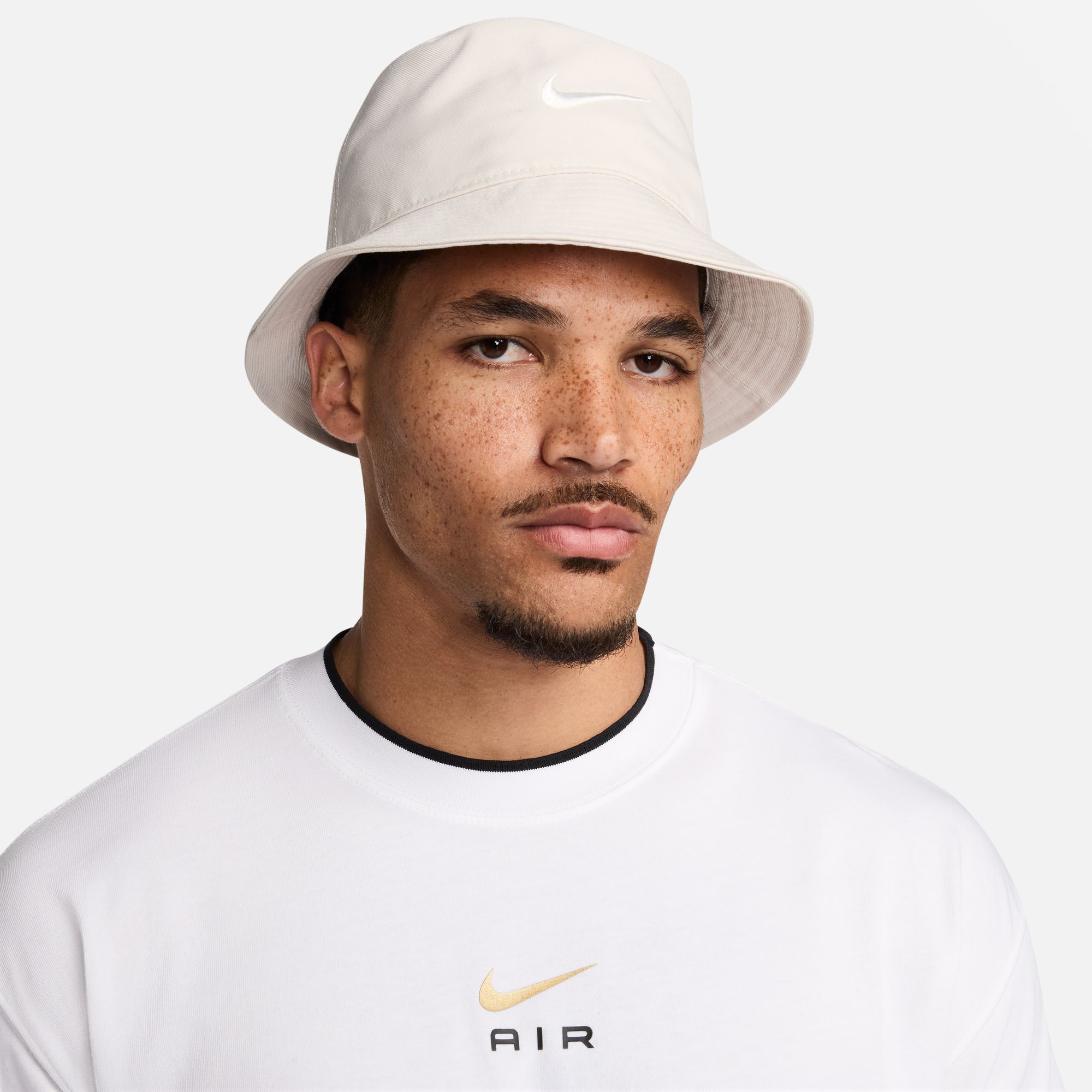 Czapka Nike Apex FB5382-104