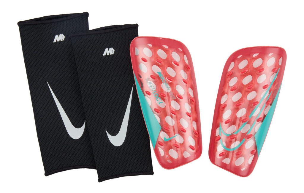 Ochraniacze Nike Mercurial FlyLite SuperLock DN3608-850