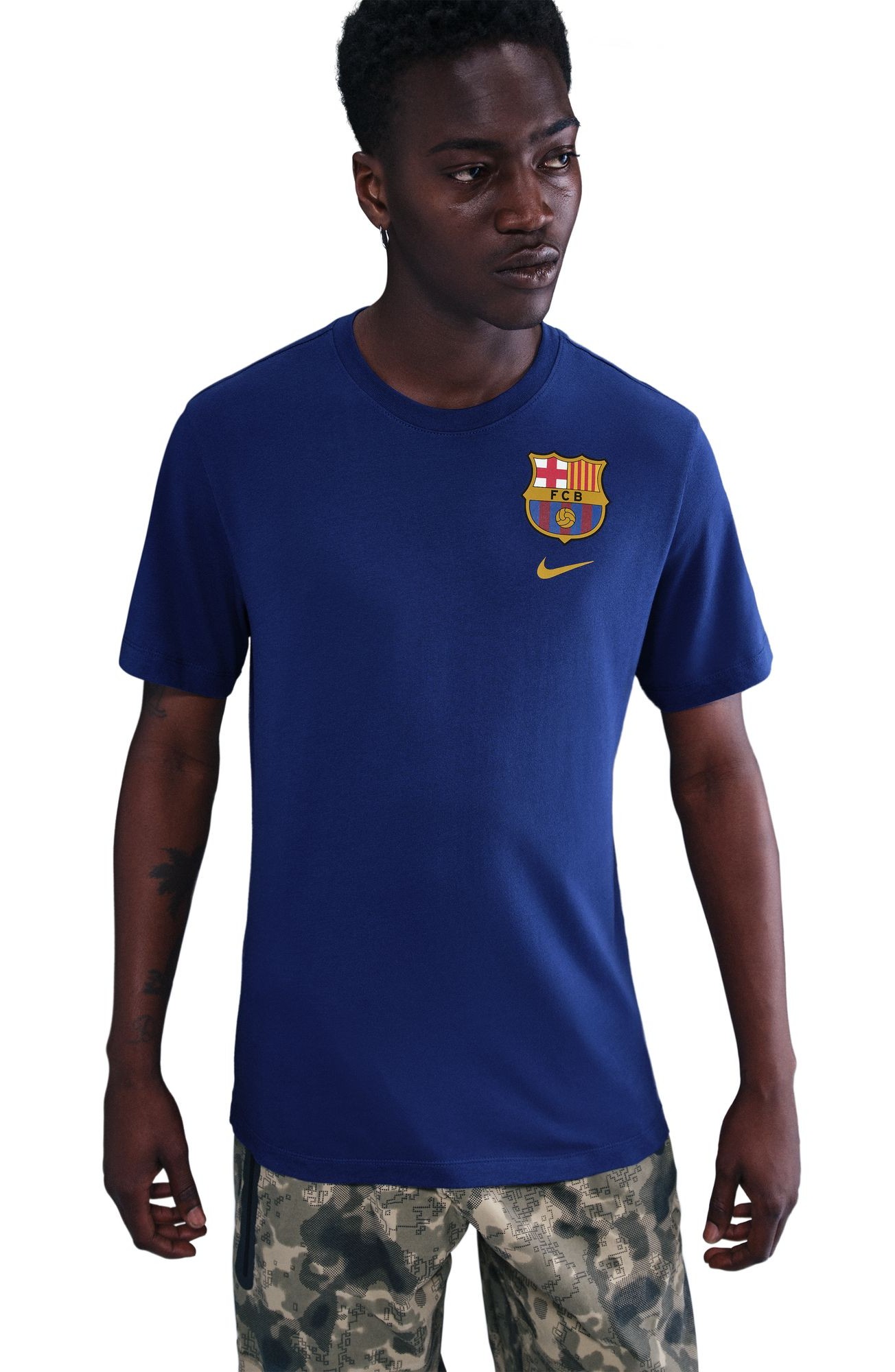 T-shirt Nike FC Barcelona Crest HQ8396-455