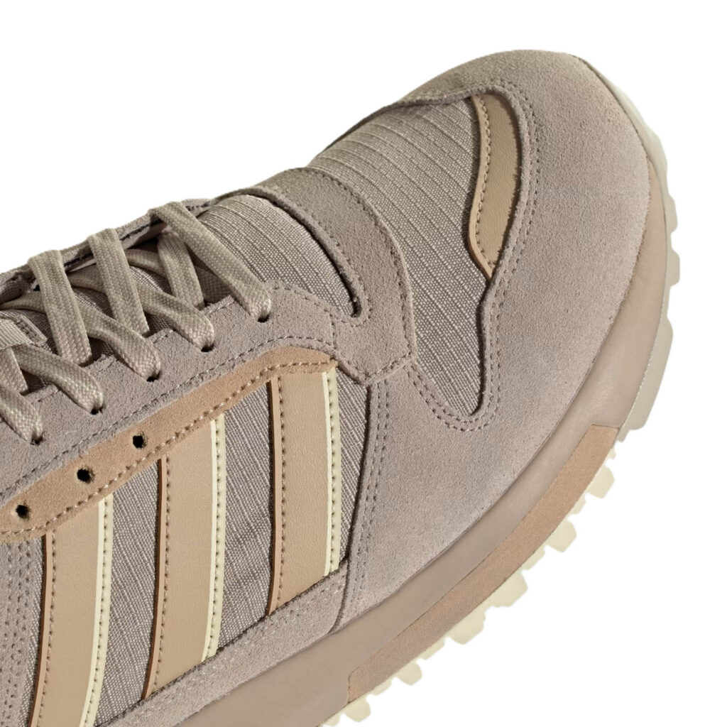 Buty adidas ZX 600 JR8739